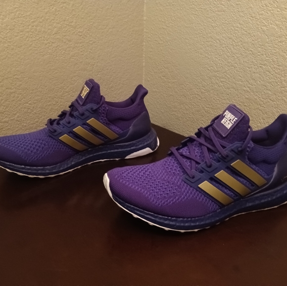 uw ultra boost